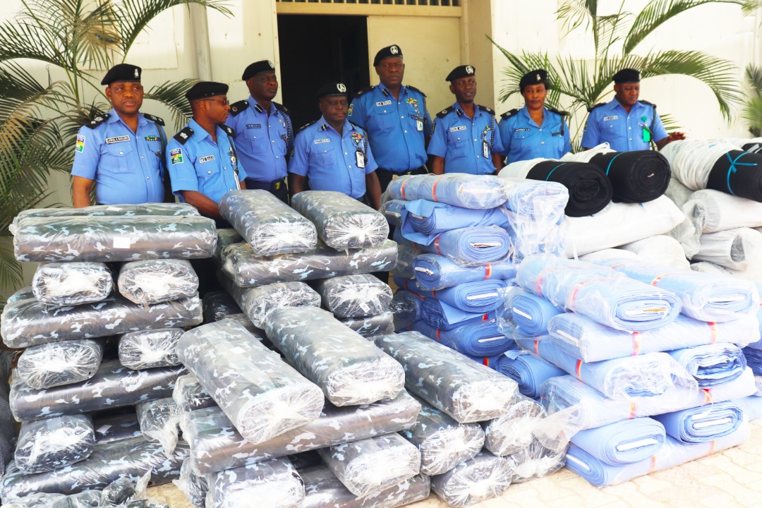 JUST IN: IGP Orders Distribution Of Uniforms, Kits, Body Armours, Vehicles To Officers