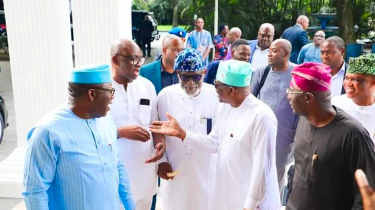 APC Officials Pay A Visit To Wike In Rivers State.