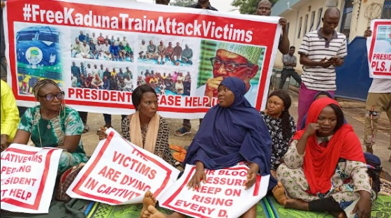 Train Victims’ Families Storms Transportation Ministry For Protest