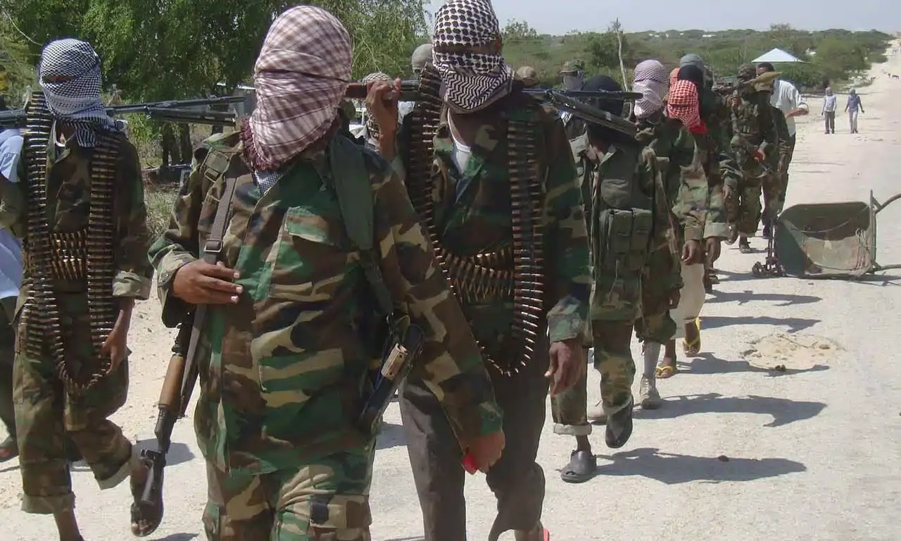10 Soldiers Injured, Dozens of Jihadists Neutralized in Fierce Battle