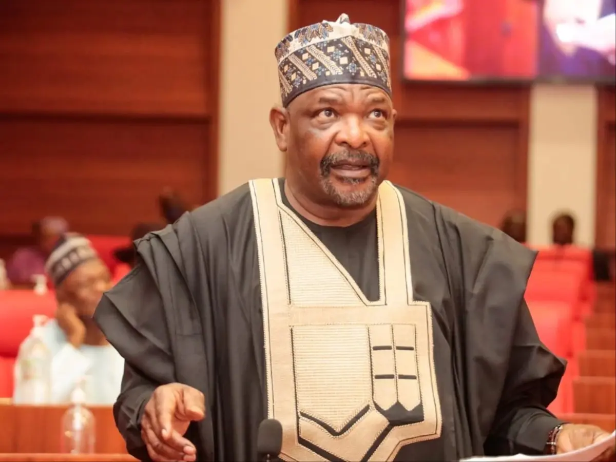 Suspended Senator Resumes Duty At Plenary