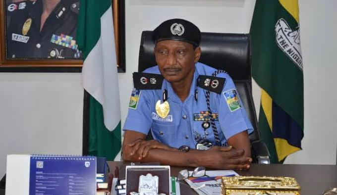 Police Defy Governor’s Order to Evict Deposed Emir of Kano