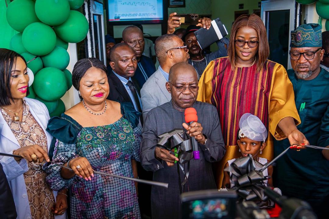 Abia state Governor, Dr Alex Otti has commissioned a 100 bed Sustainable Development Multi-purpose Hospital, Obeaja in Ugwunagbo LGA built by the federal government under the Sustainable development Goals (SDGs)