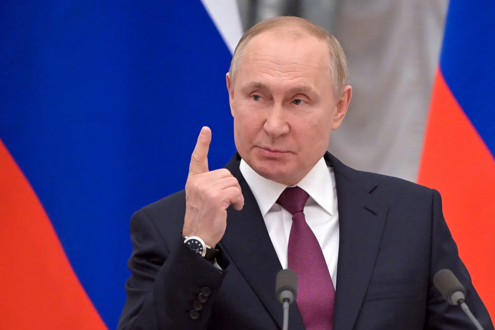 Putin Reasserts Russia’s Nuclear Stance Amid Growing Security Concerns