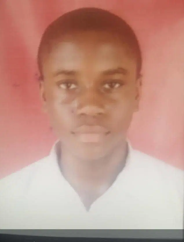 Brilliant Bayelsa Teen Begs for Support to Study Medicine After Scoring 320 in UTME