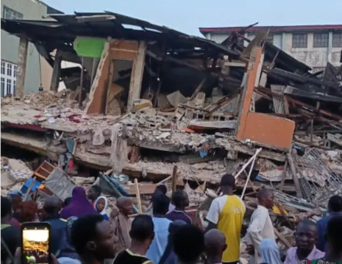 15 Rescued as Two-Storey Building Collapses in Oyingbo, Lagos