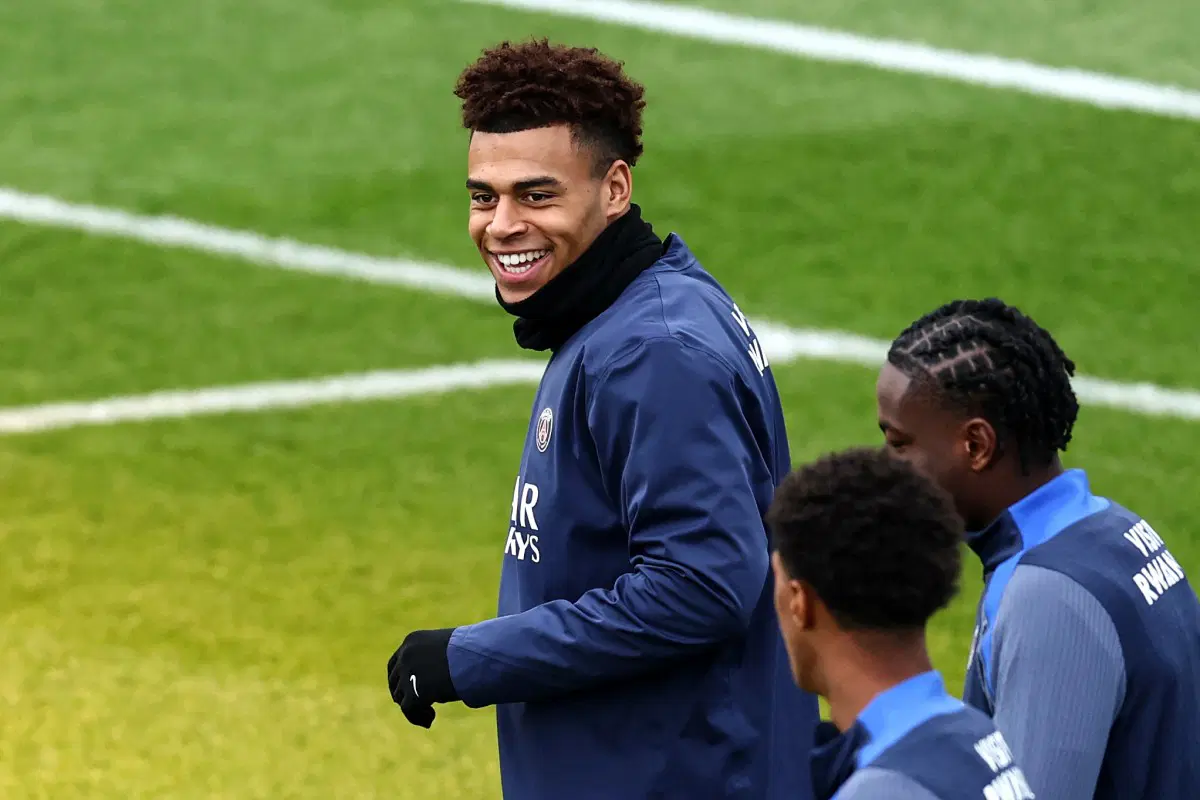 PSG’s Desire Doue Sidelined for Weeks After Thigh Injury